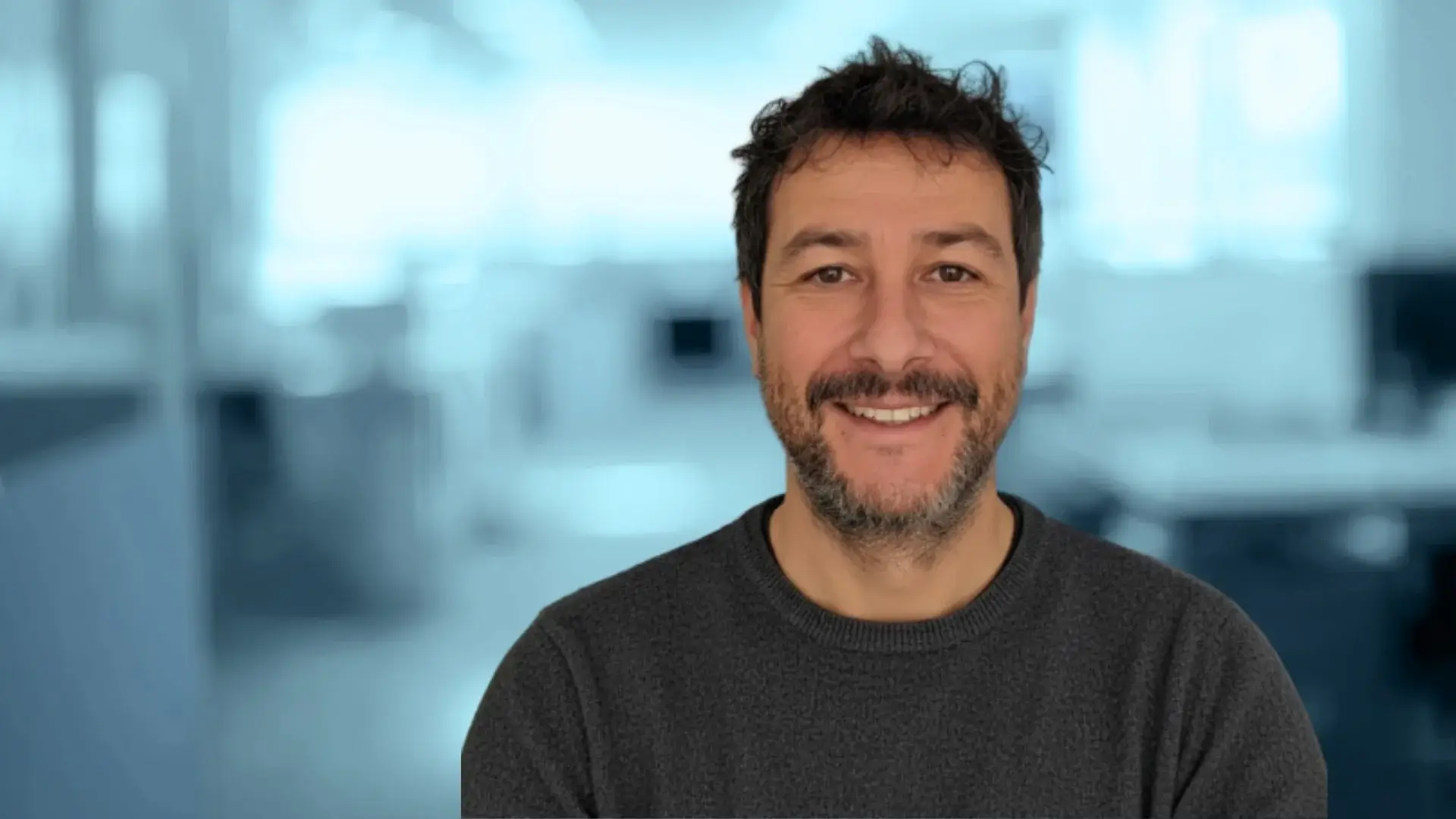Unai Pinadero, profesor y especialista en formación SAP Unai Pinadero, profesor y especialista en formación SAP